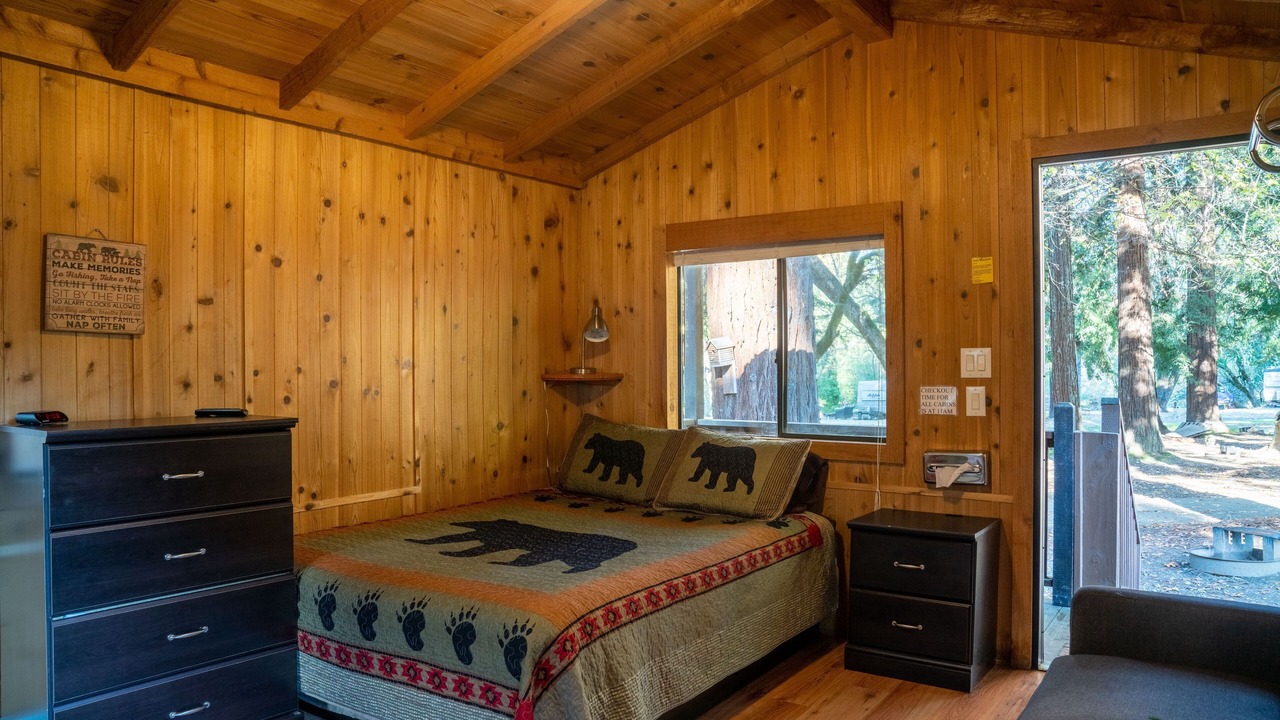 Photo of Bedroom in Garberville