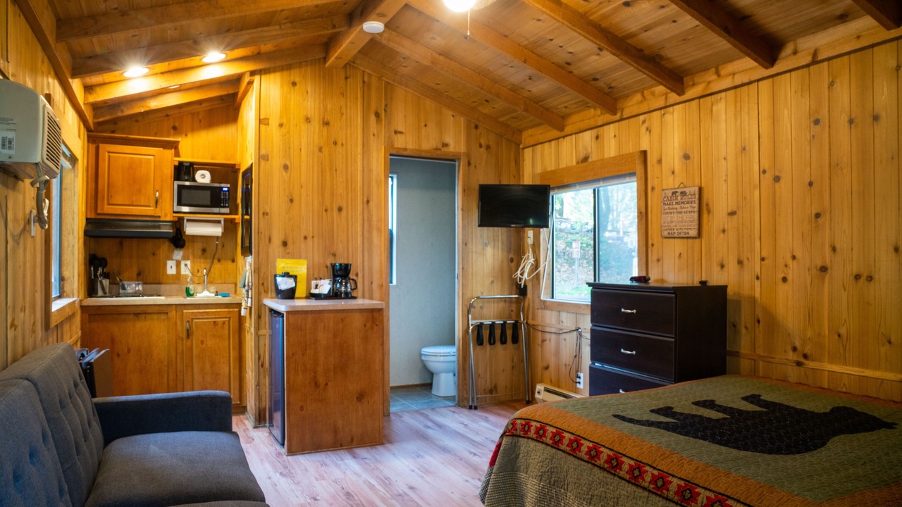 Photo of Bedroom in Garberville