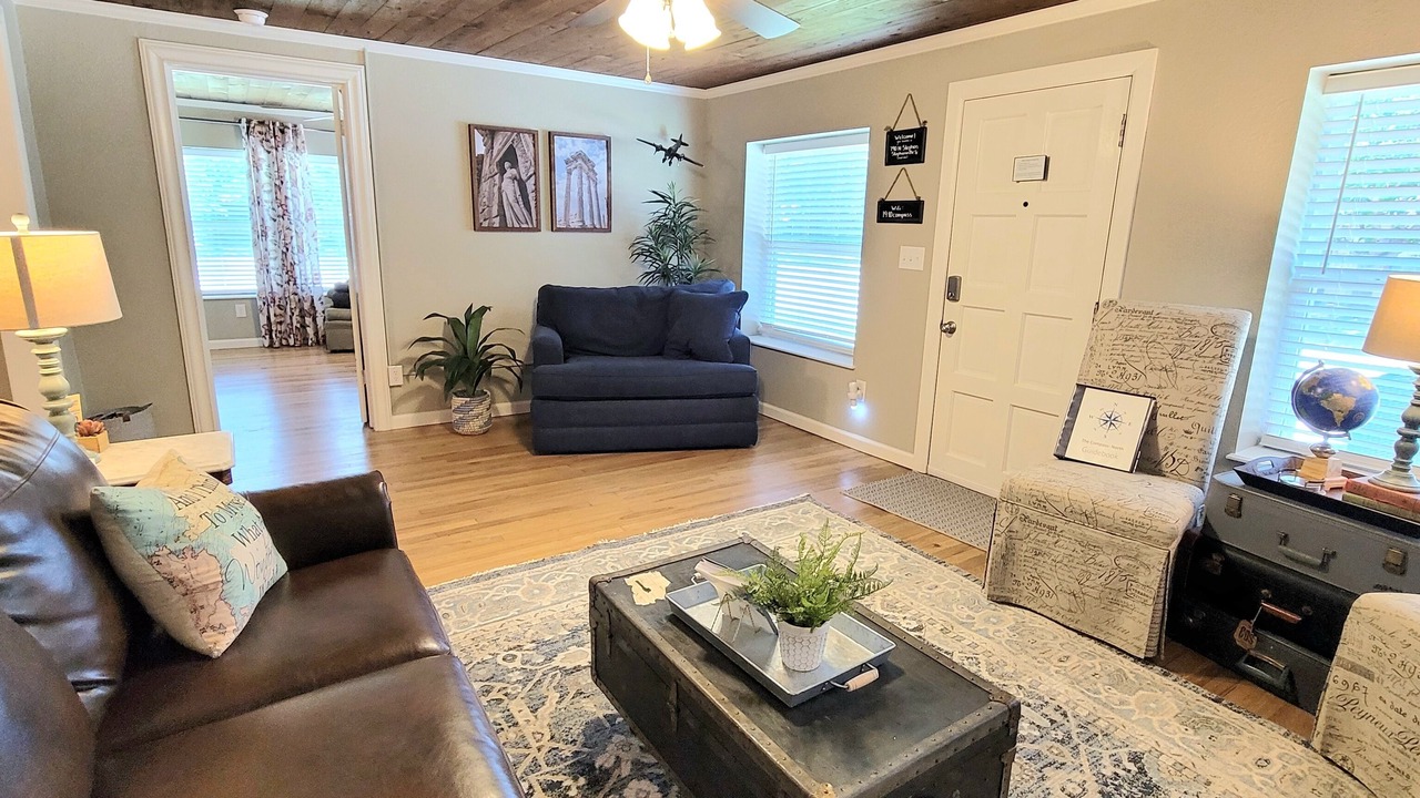 Photo of Livingroom in Stephenville