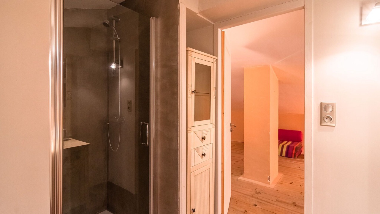 Photo of Bathroom in Saint-Denis