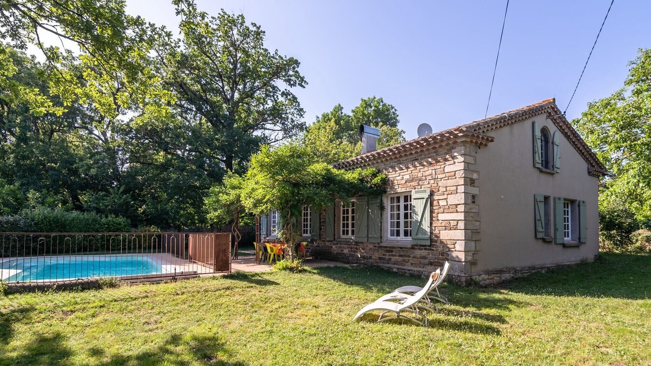 Photo of Outdoor in Saint-Denis