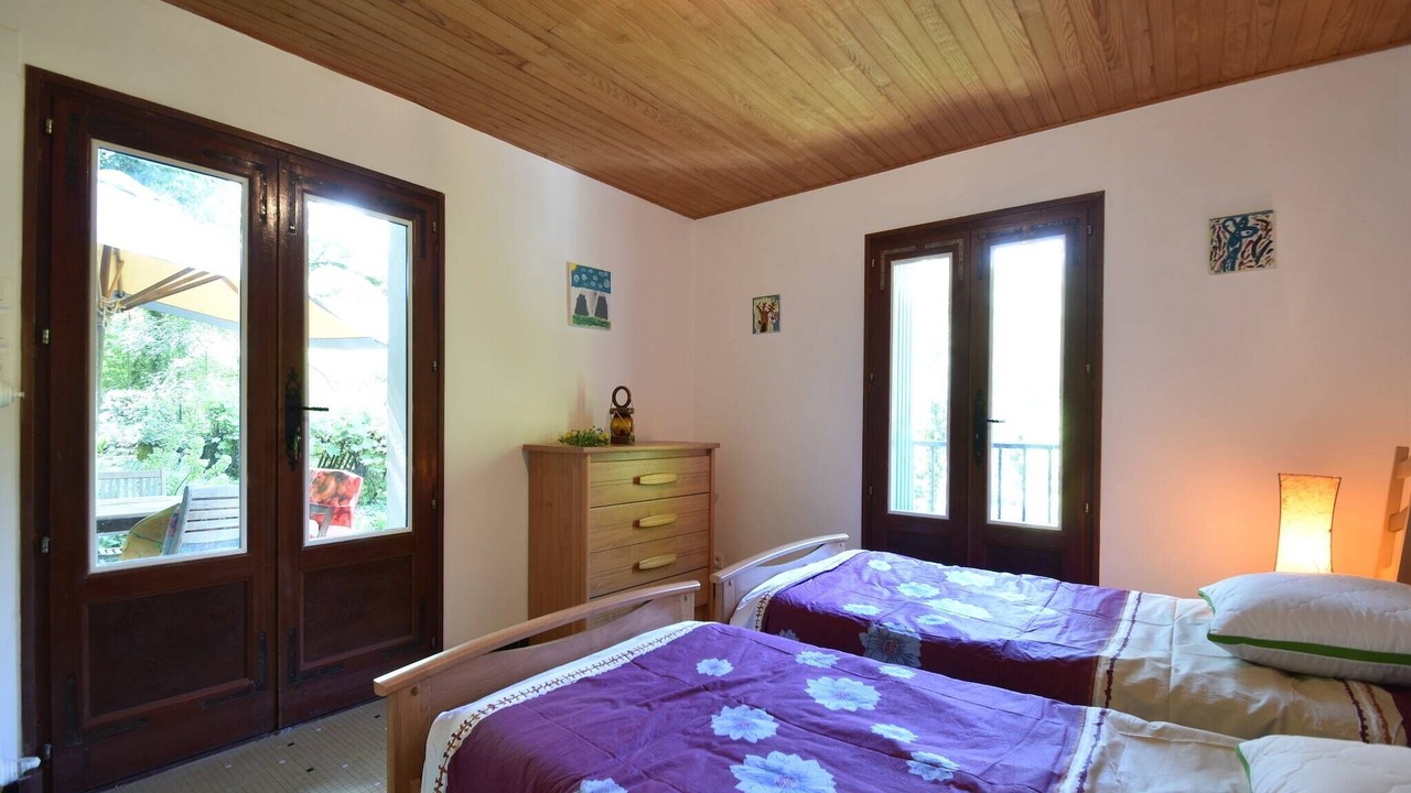 Photo of Others in Yvias