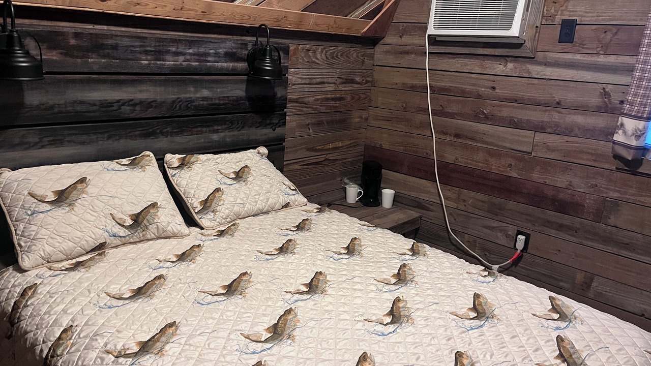 Photo of Bedroom in Hugo