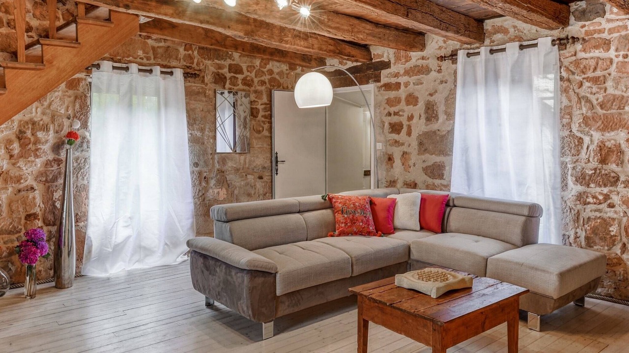 Photo of Livingroom in Teillots