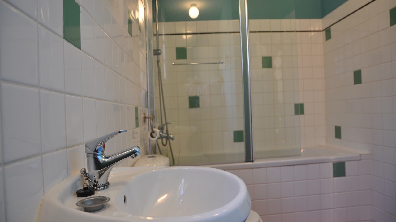 Photo of Bathroom in Roquefort-de-Sault