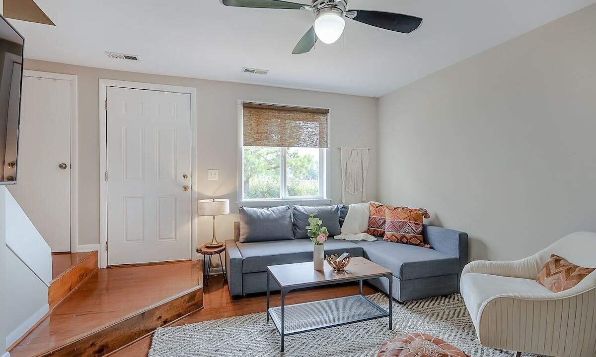 Photo of Livingroom in East Ocean View
