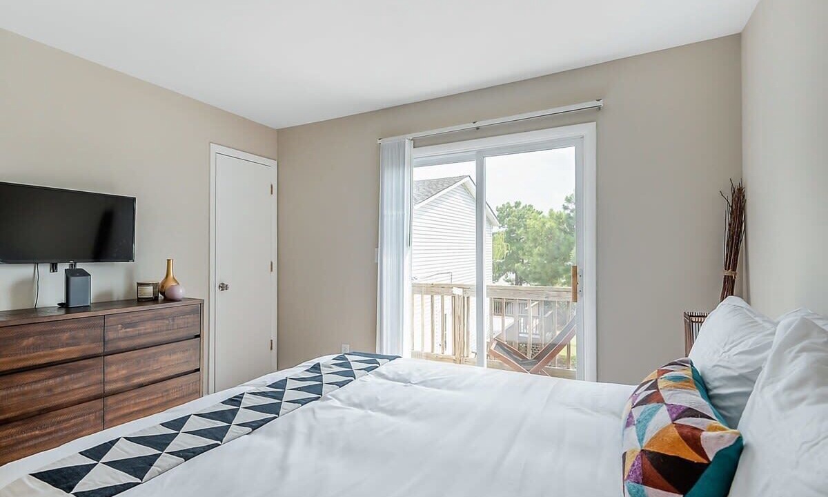 Photo of Bedroom in East Ocean View
