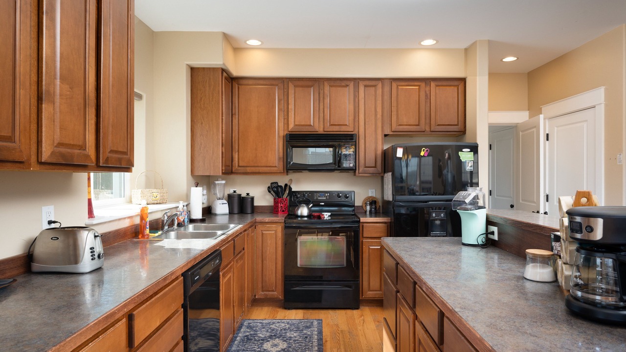 Photo of Others in Four Corners