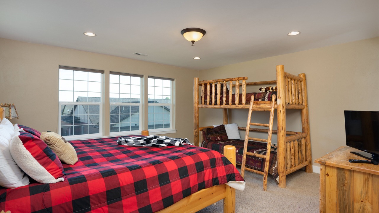 Photo of Others in Four Corners