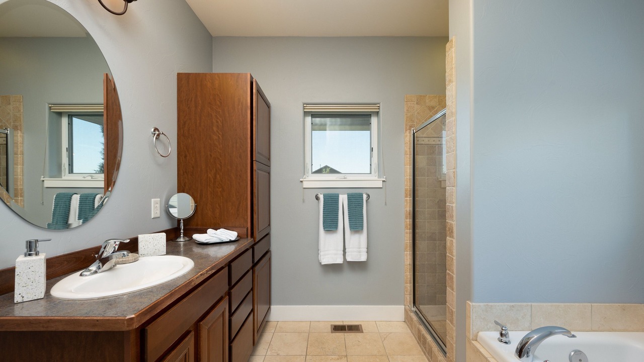 Photo of Bathroom in Four Corners