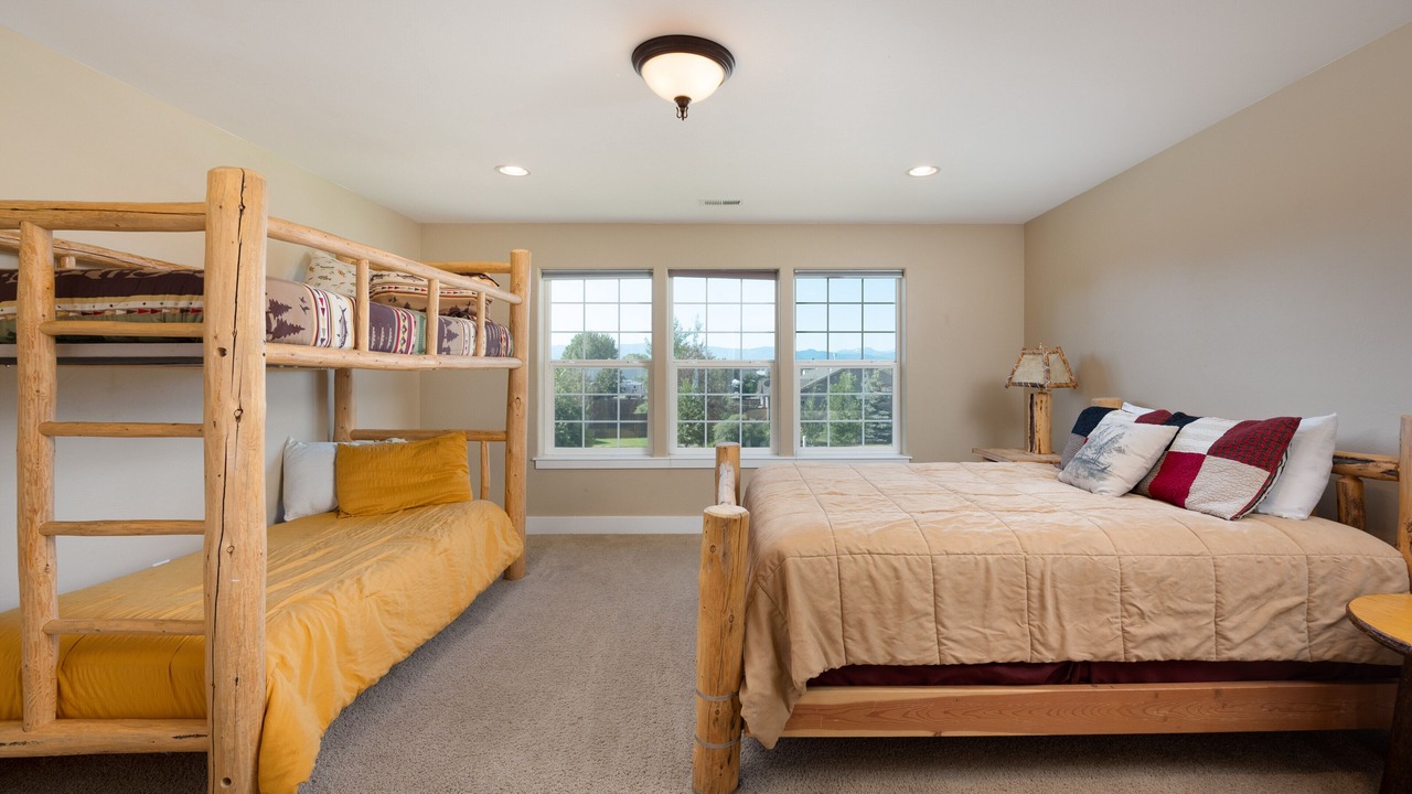 Photo of Others in Four Corners