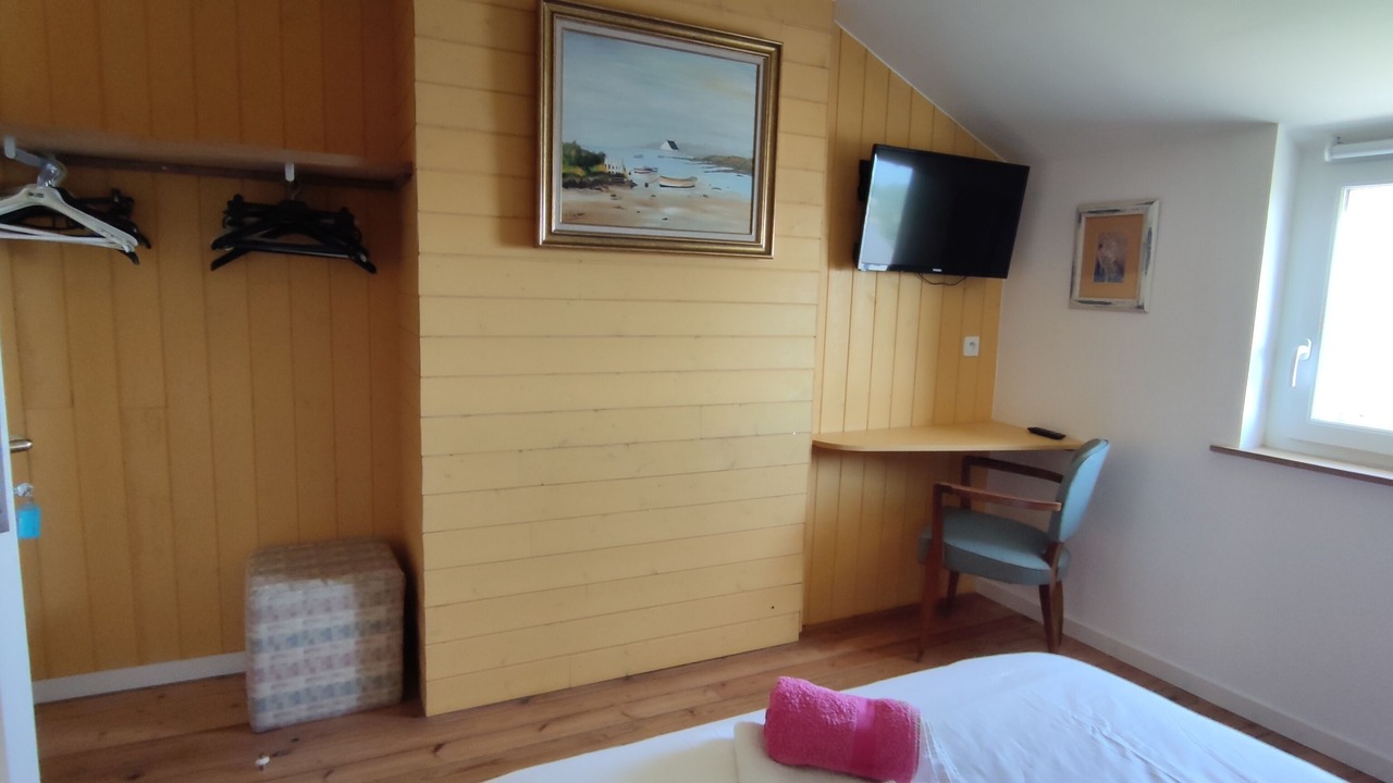 Photo of Bedroom in Ploubazlanec