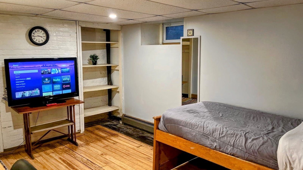 Photo of Bedroom in Downtown Albany