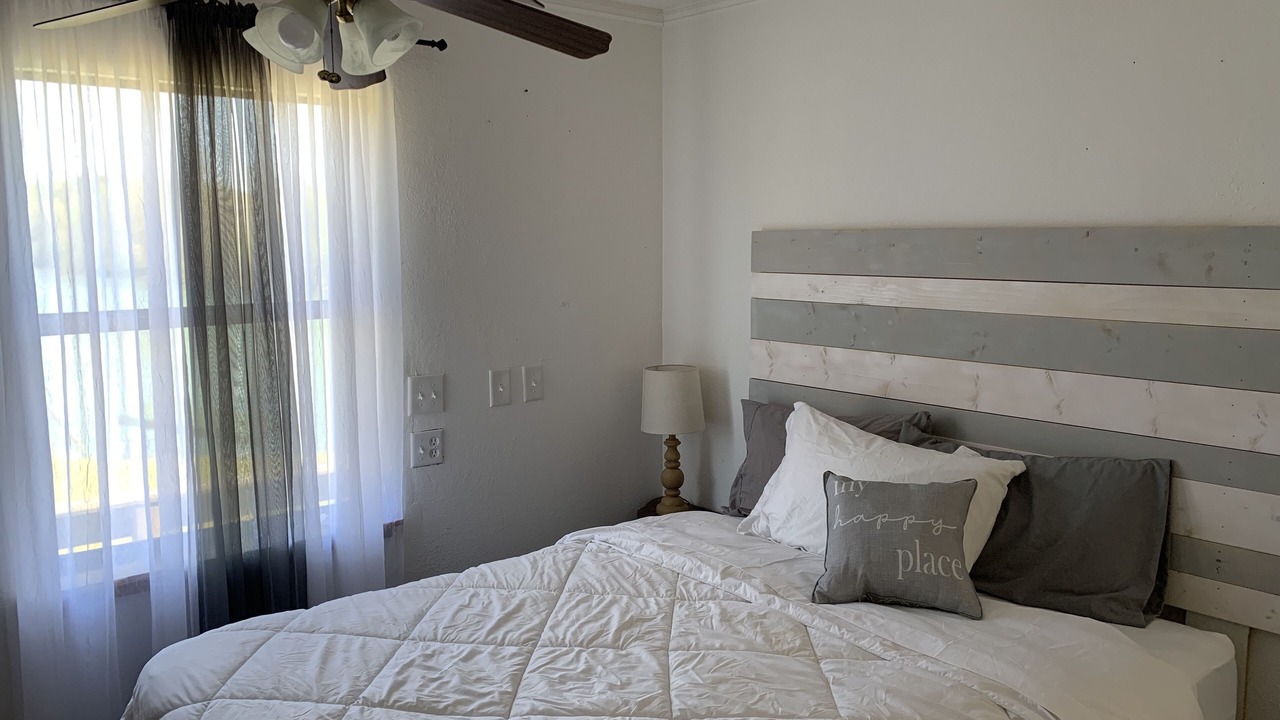 Photo of Bedroom in Doniphan
