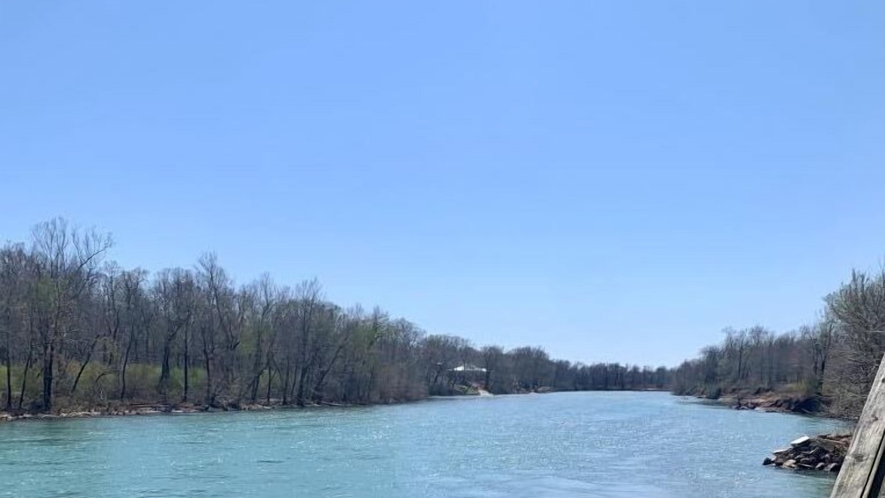 Photo of Others in Doniphan