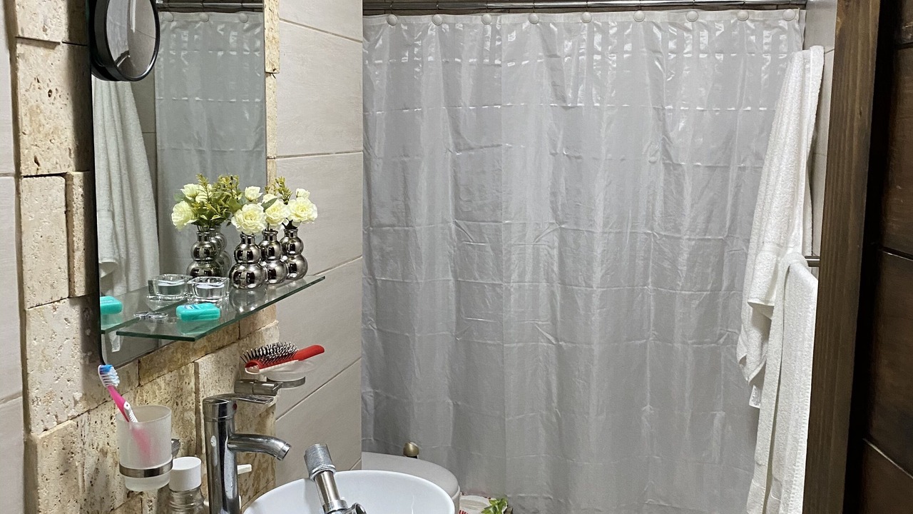 Photo of Bathroom in La Joya