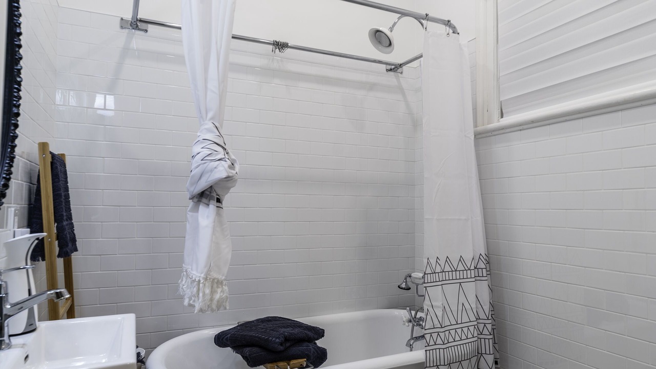 Photo of Bathroom in Downtown London
