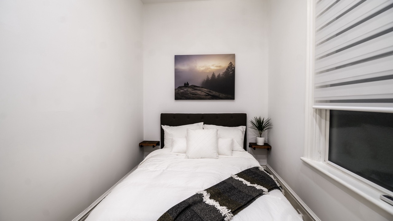 Photo of Bedroom in Downtown London