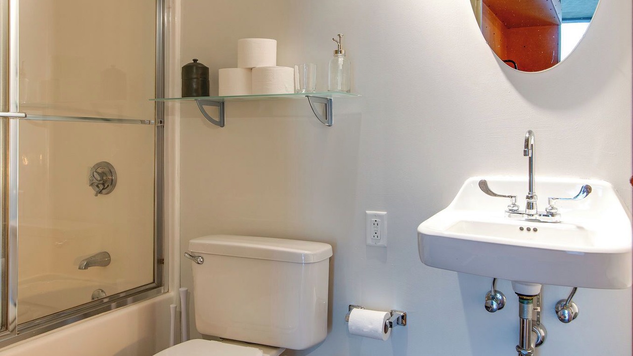 Photo of Bathroom in The Gulch