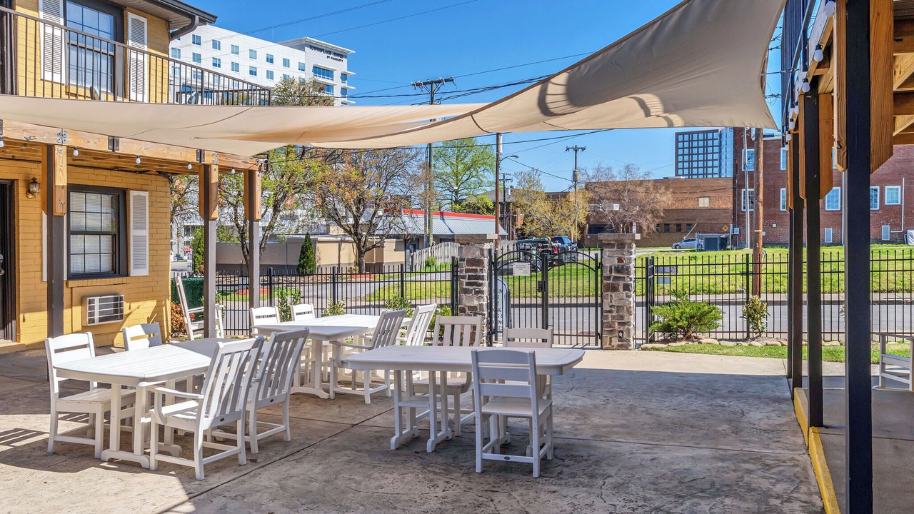 Photo of Outdoor in West End