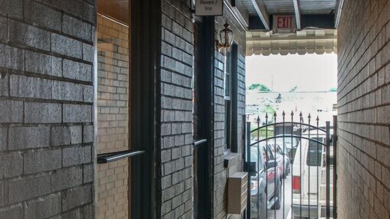 Photo of Outdoor in West End
