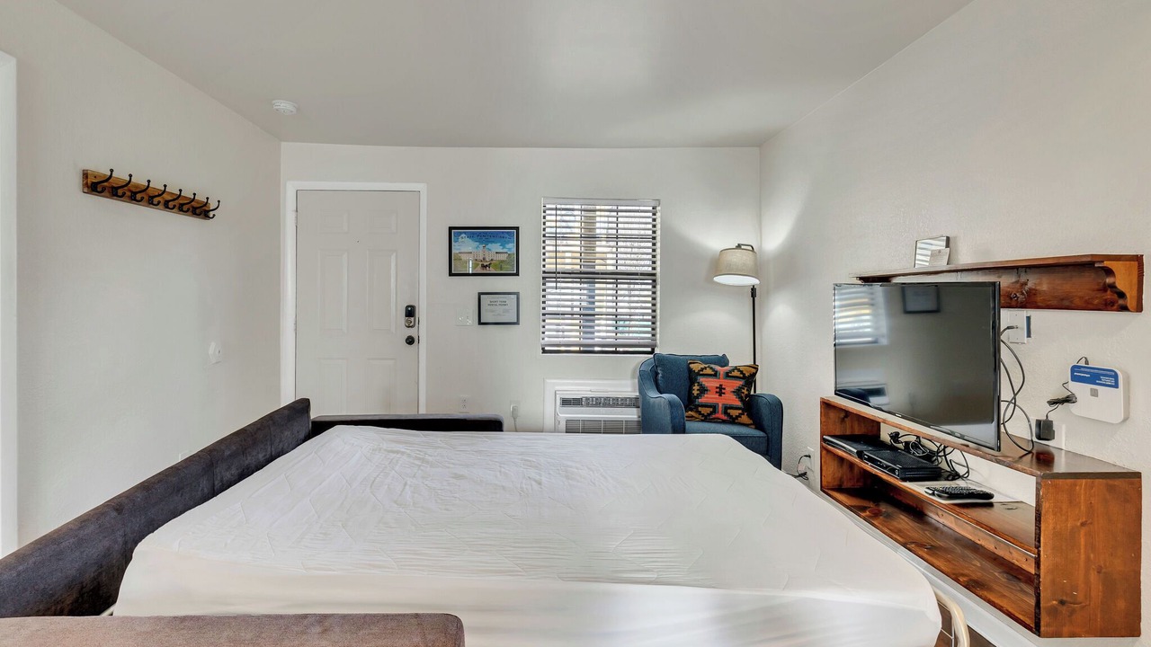Photo of Bedroom in West End