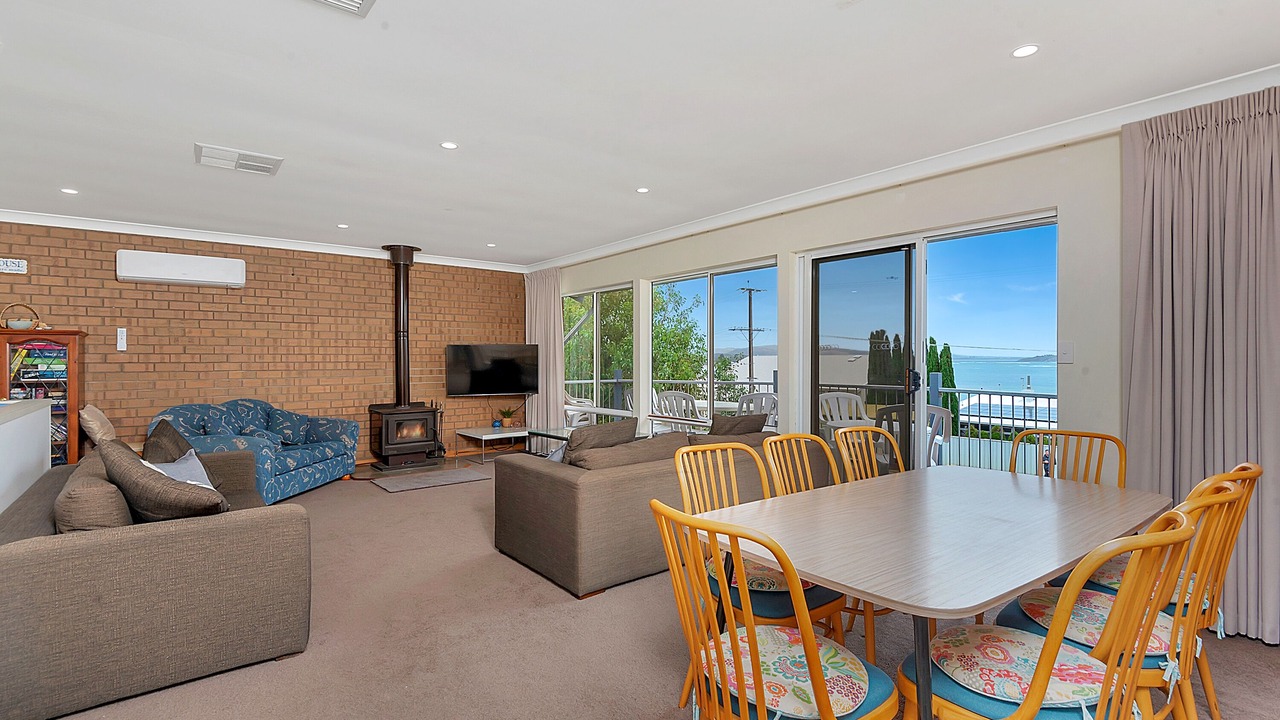 Photo of Livingroom in Encounter Bay