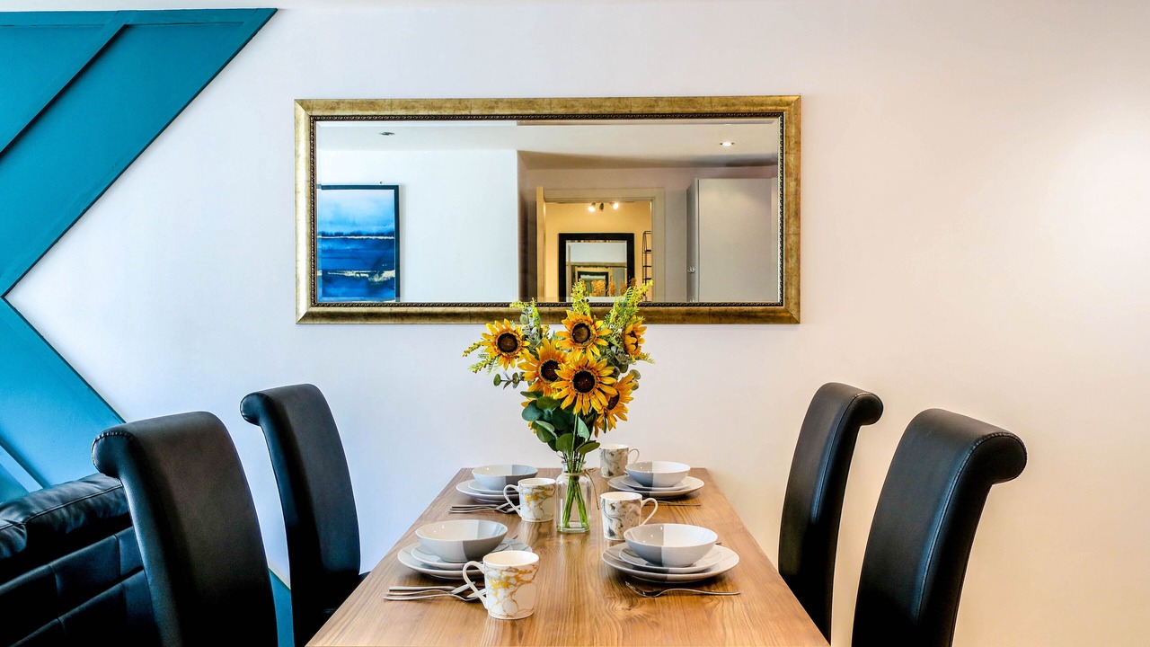 Photo of Others in Hope Street