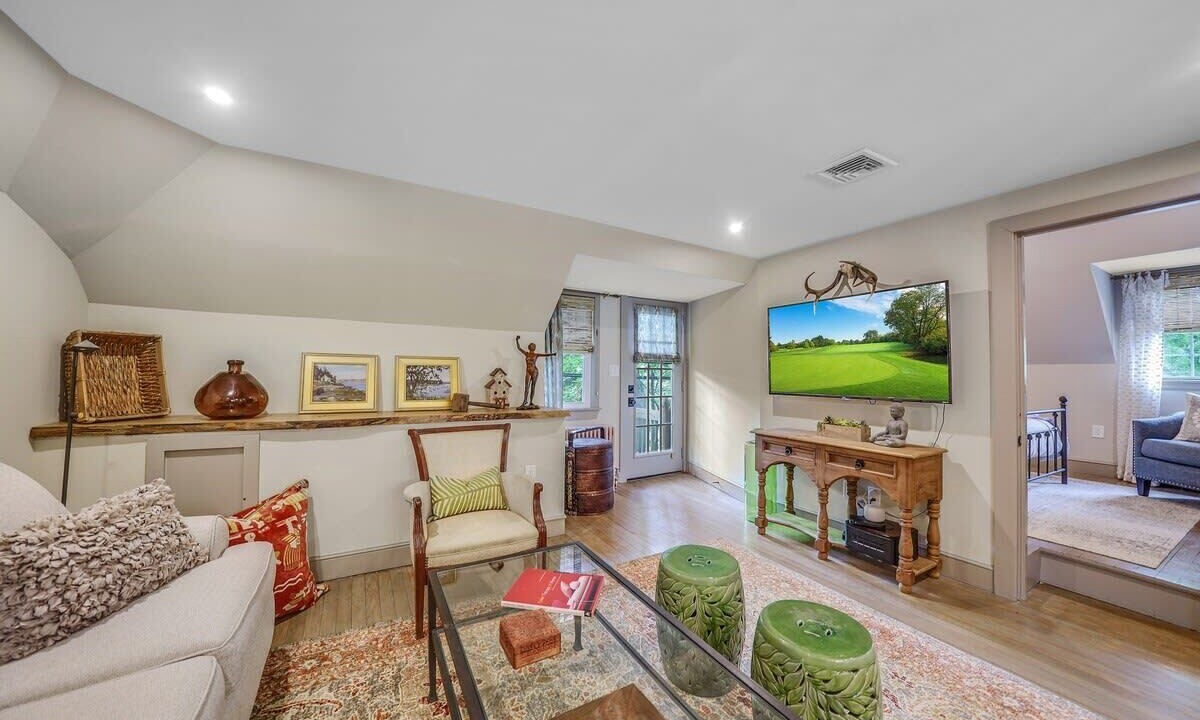 Photo of Livingroom in Kennett Square