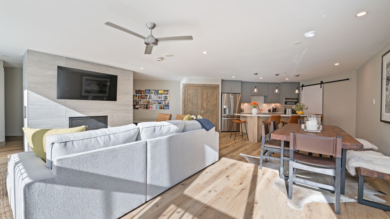 Photo of Livingroom in Vail