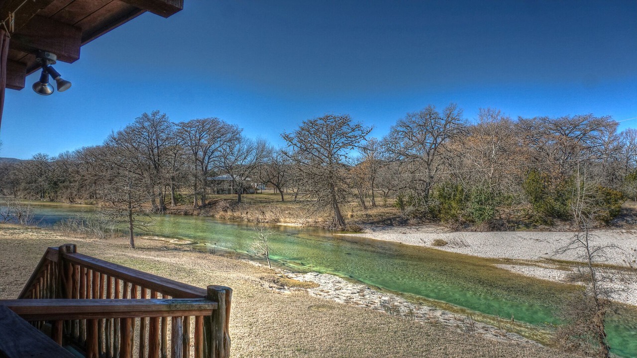 Photo of Outdoor in Leakey
