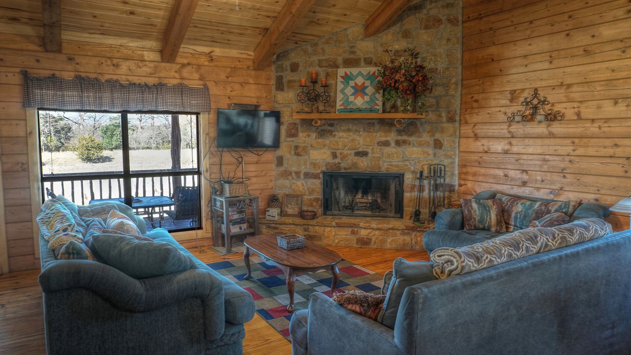 Photo of Livingroom in Leakey