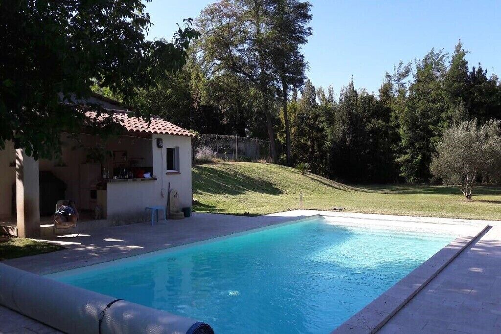 Photo of Outdoor in Avignon