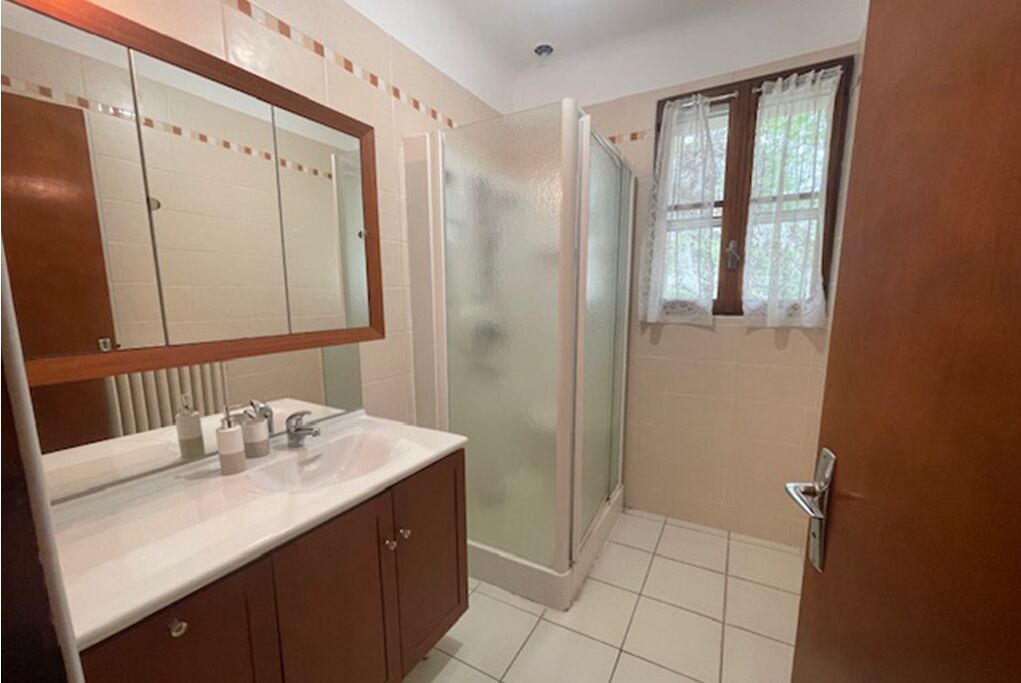 Photo of Bathroom in Avignon