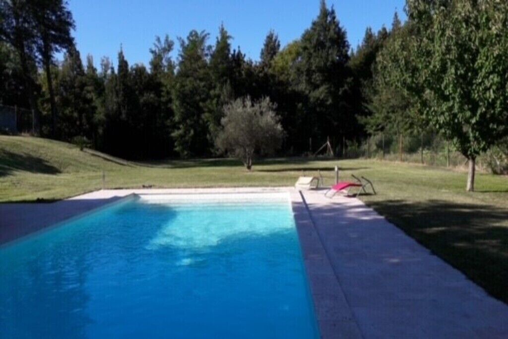 Photo of Outdoor in Avignon