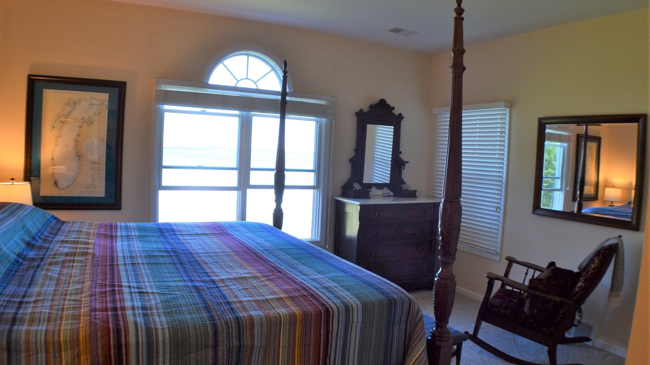 Photo of Bedroom in Mackinaw City