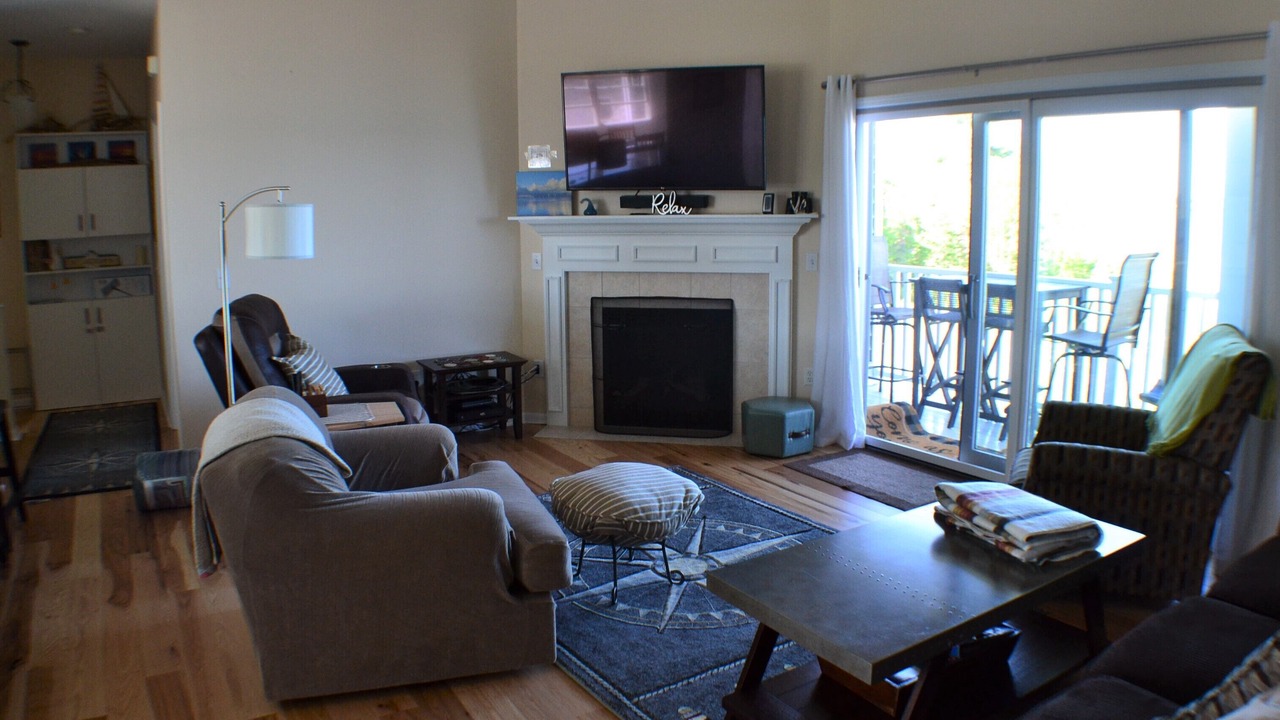 Photo of Livingroom in Mackinaw City
