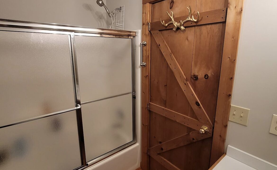 Photo of Bathroom in Blairsville