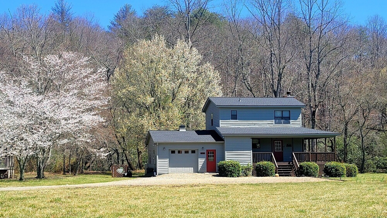 Photo of Others in Blairsville