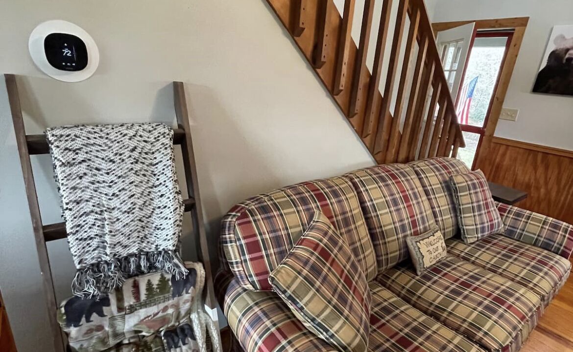 Photo of Livingroom in Blairsville