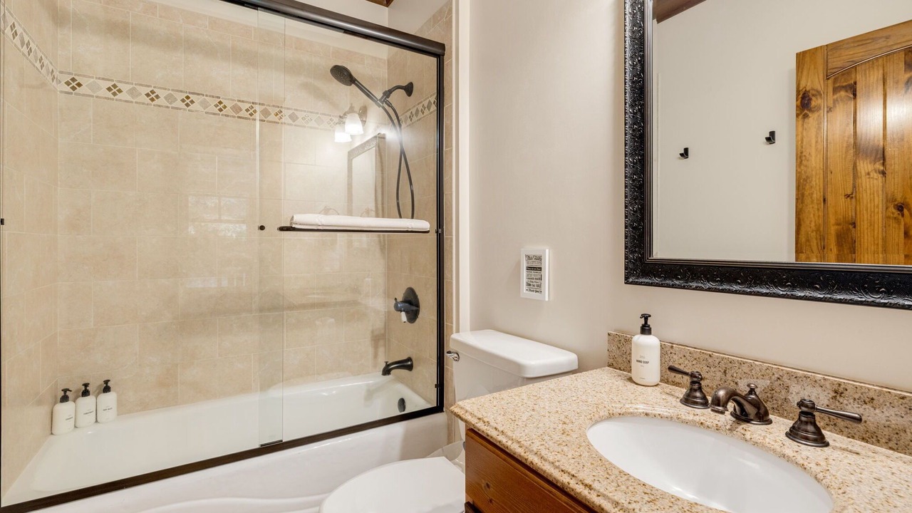 Photo of Bathroom in Skyland