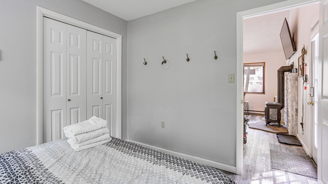 Photo of Bedroom in Rowland