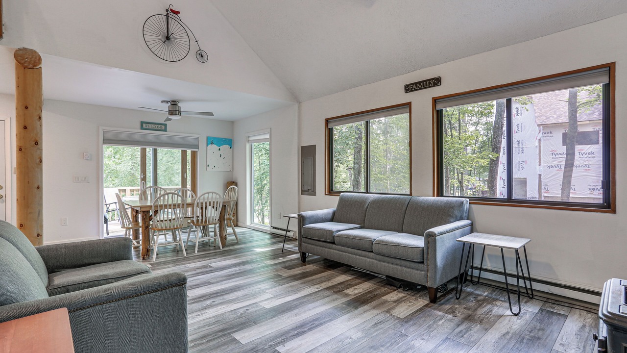 Photo of Livingroom in Rowland