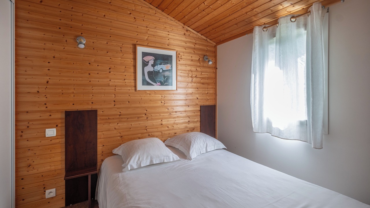 Photo of Bedroom in Saint-Meloir-des-Ondes
