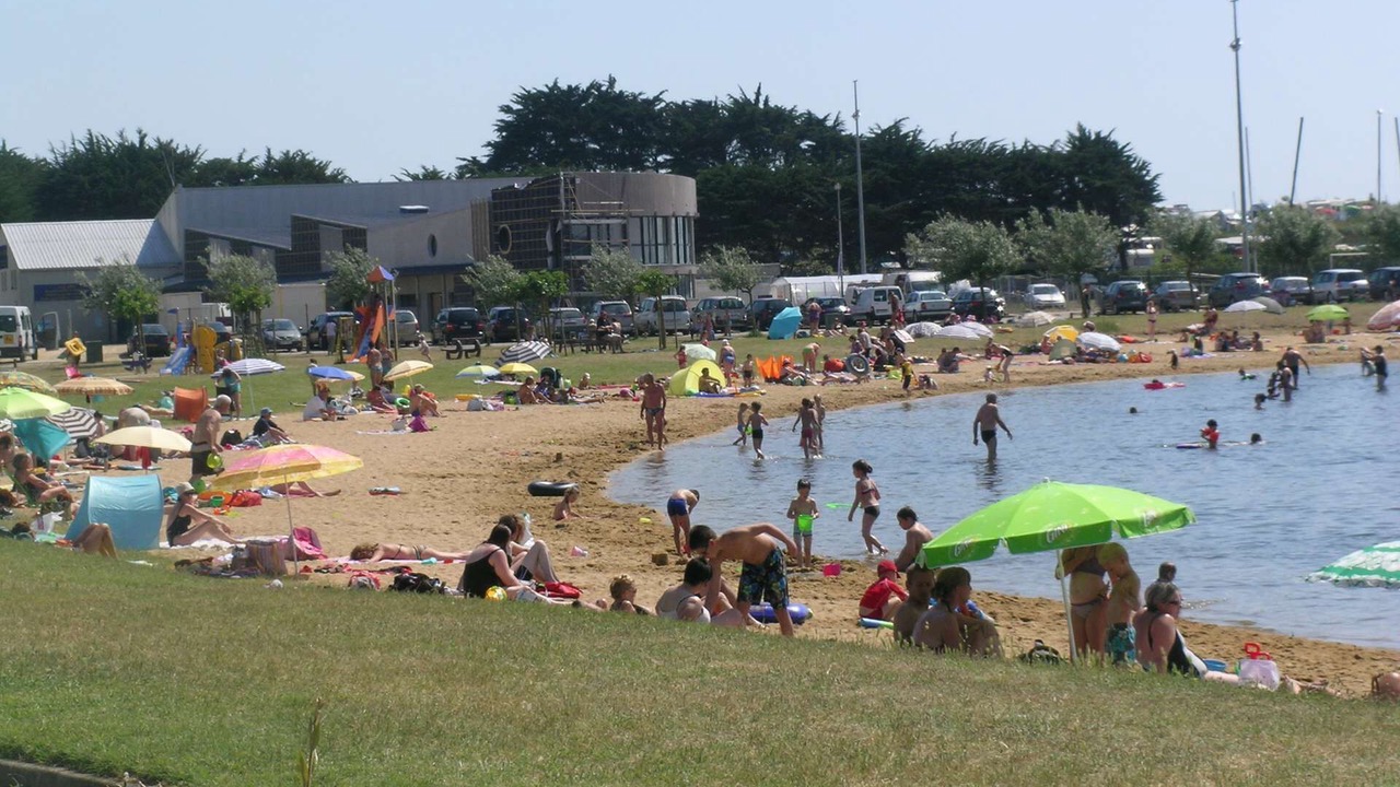 Photo of Others in Etel