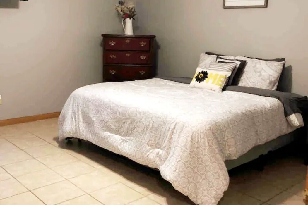 Photo of Bedroom in Sulphur