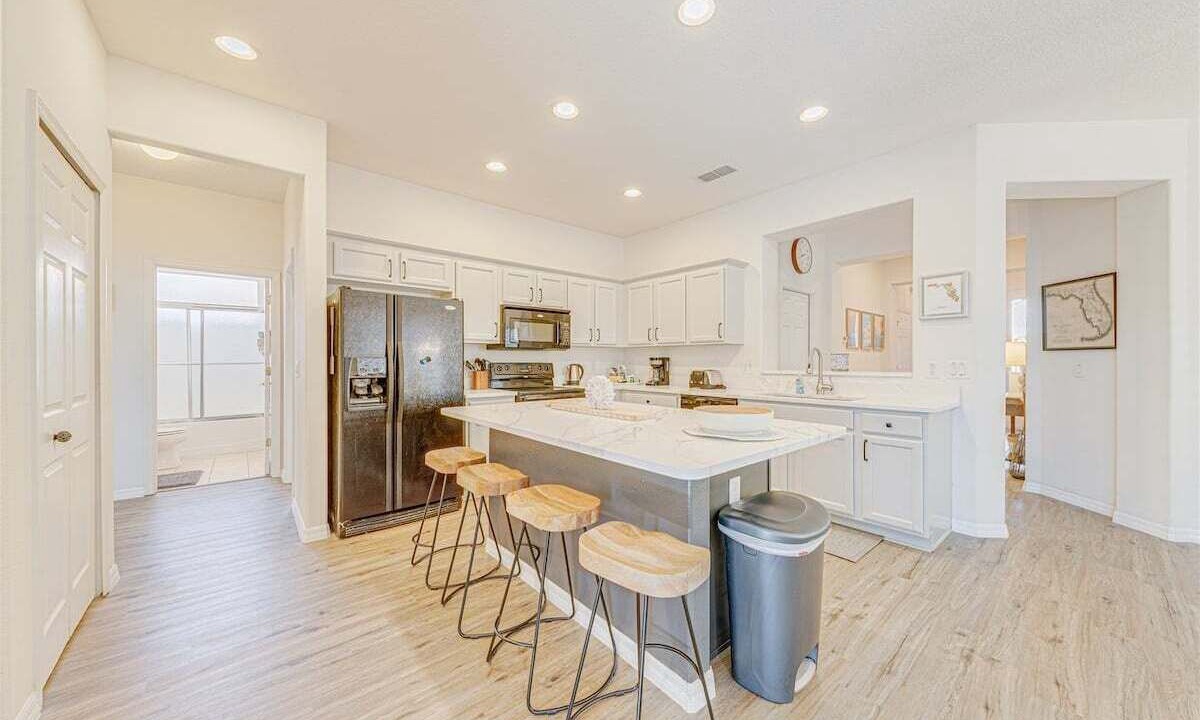 Photo of Kitchen in Watersong