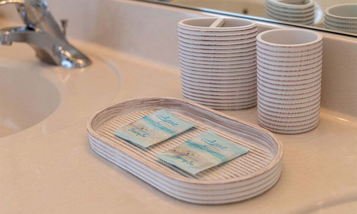 Photo of Bathroom in Watersong