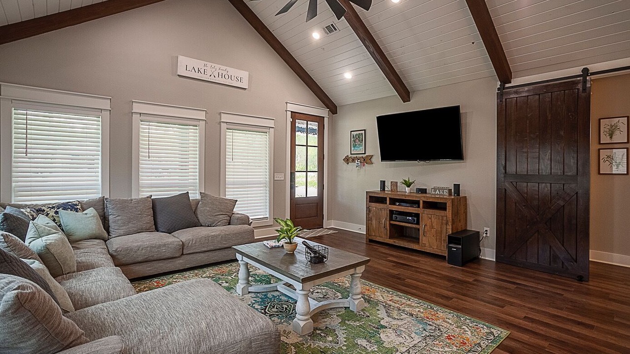 Photo of Livingroom in Brookeland