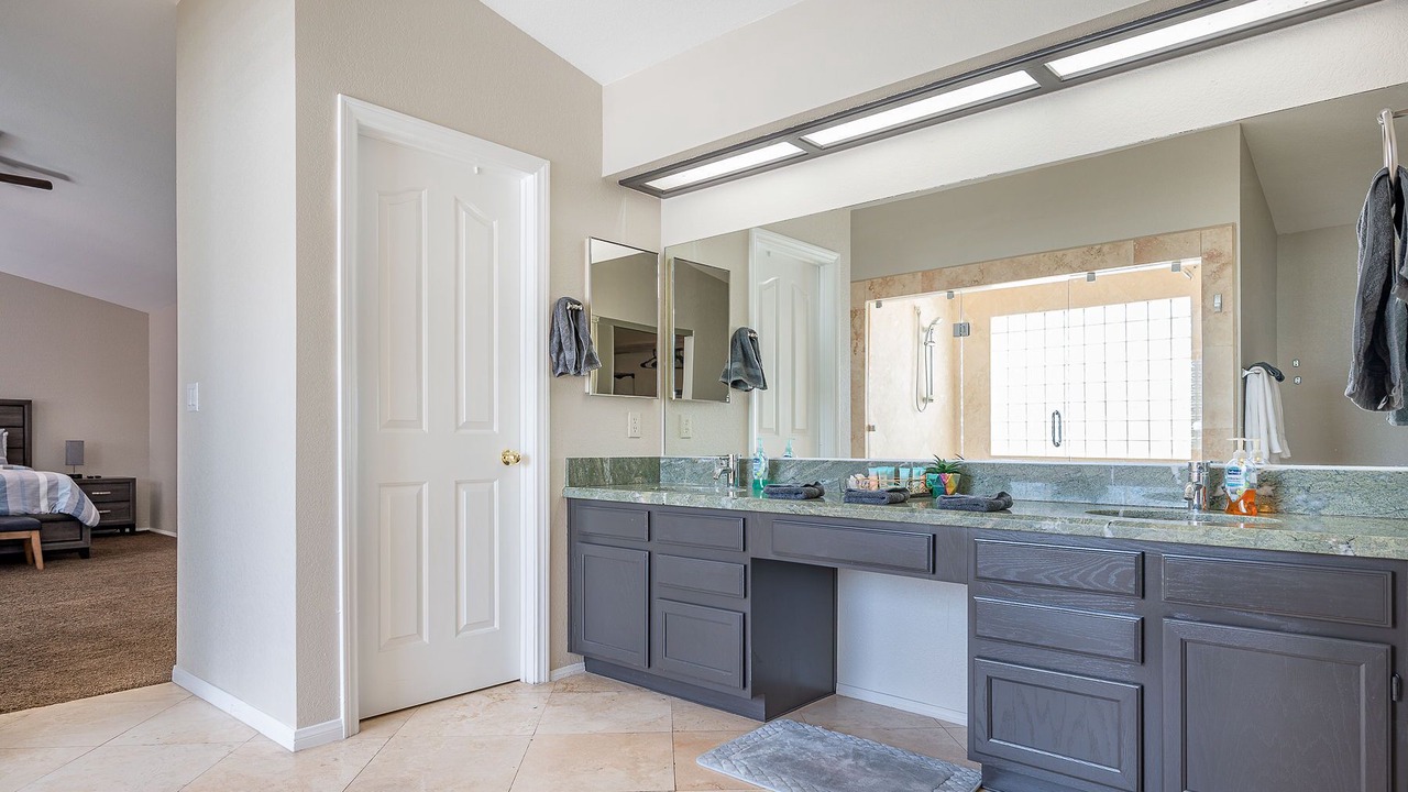 Photo of Bathroom in Green Valley